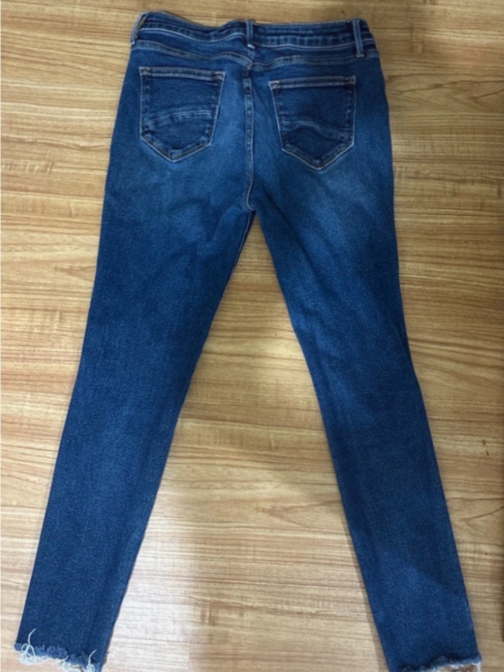 DRIFTWOOD Women's Skinny Jeans in Dark Blue Wash - Picture 3 of 3